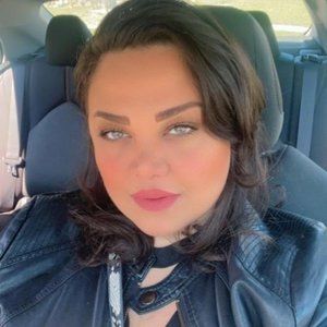 Meet your Posher, Anahita